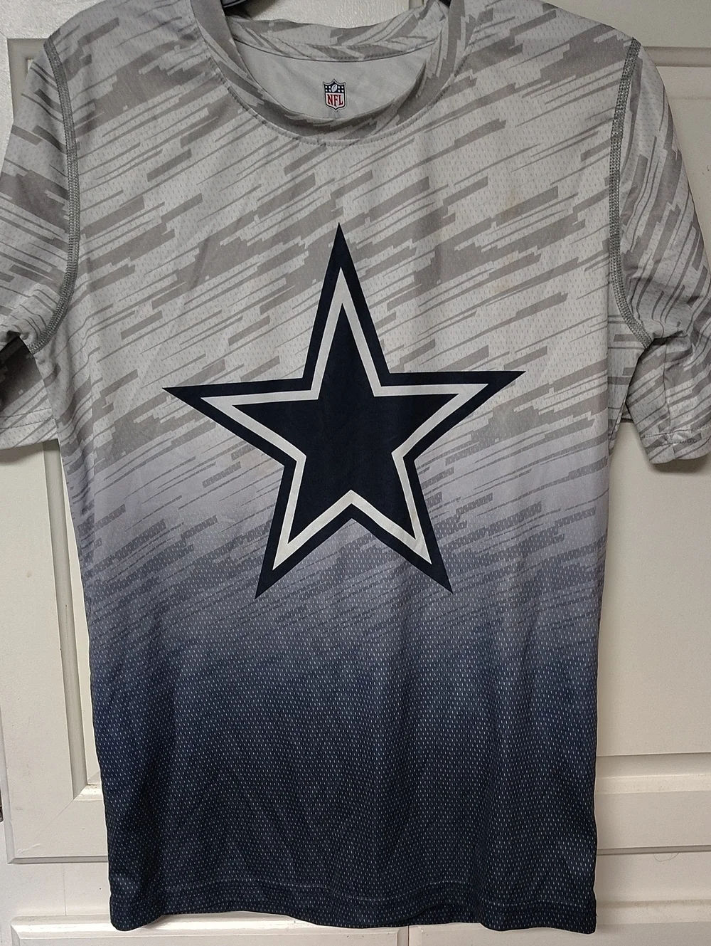 NFL  Gray & Navy Dallas Cowboys Star Performance Tee